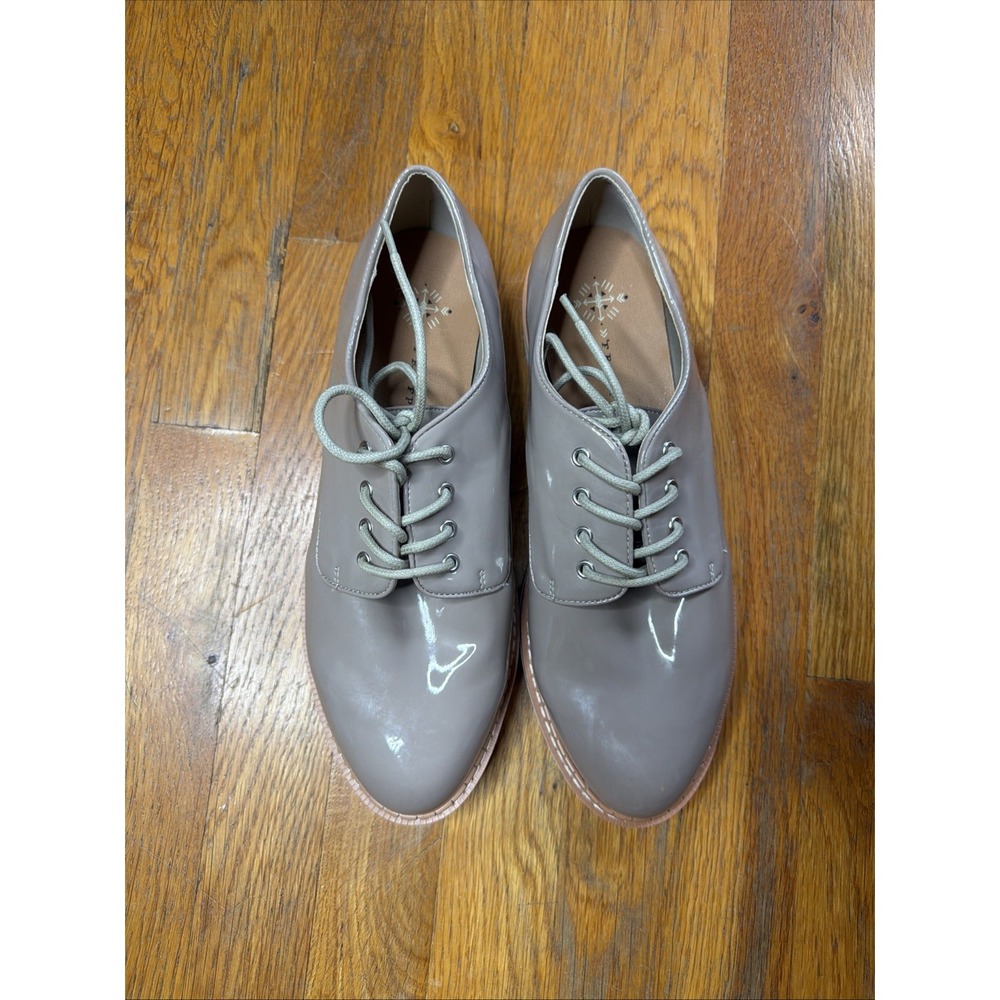 Free People Oxford Lace Up Shoes Sz 10 Tan Vegan Patent FR x FP New